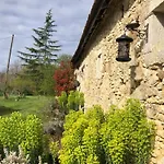 Nyaraló Le Merlat *