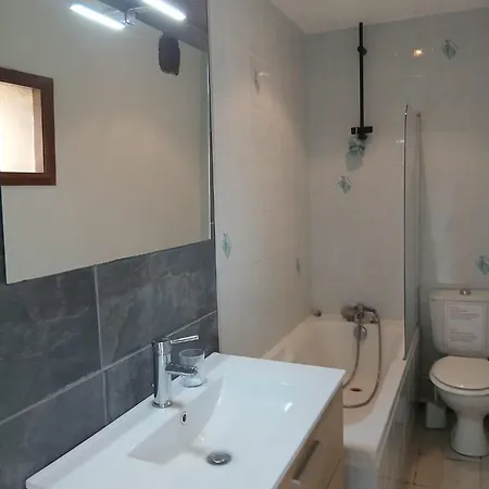 Le Merlat Tatil Evi Beaucaire (Gers)